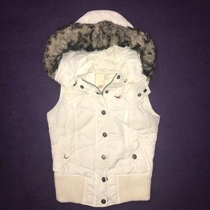 Hollister puffer vest with detachable hood